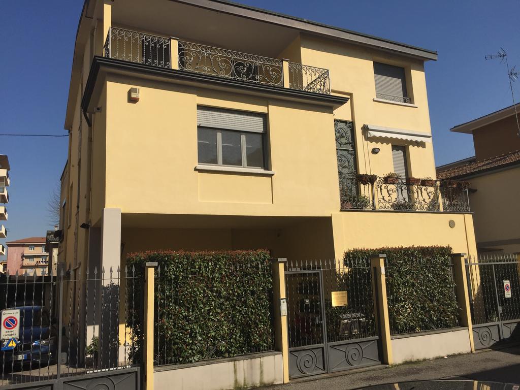 Guesthouse Flora 로디 외부 사진